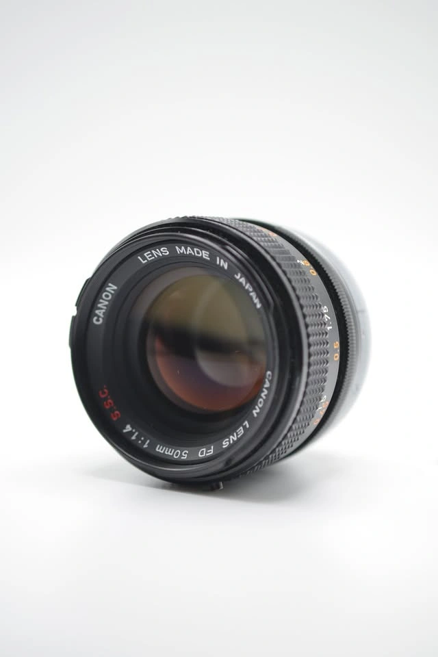 Canon FD 50mm f/1.4 Silver Nose “O” – Rare Vintage Lens - photo 2