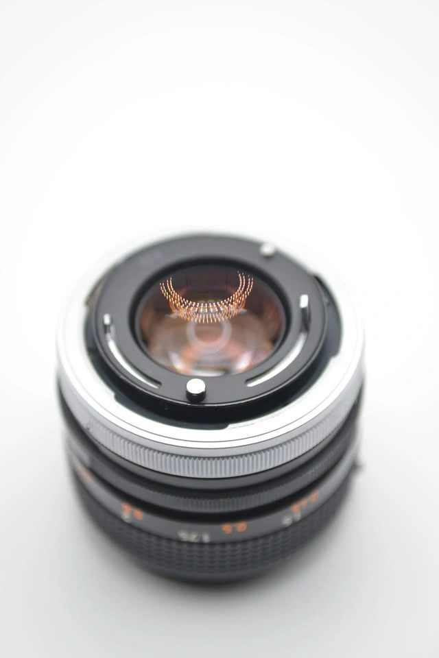 Canon FD 50mm f/1.4 Silver Nose “O” – Rare Vintage Lens - photo 4