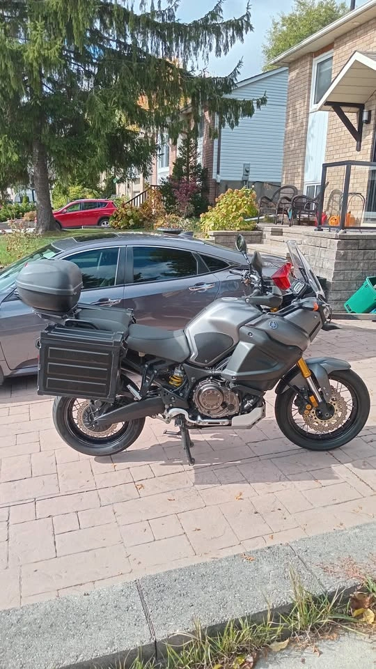 2013 Yamaha XT1200z Super Tenere - photo 2