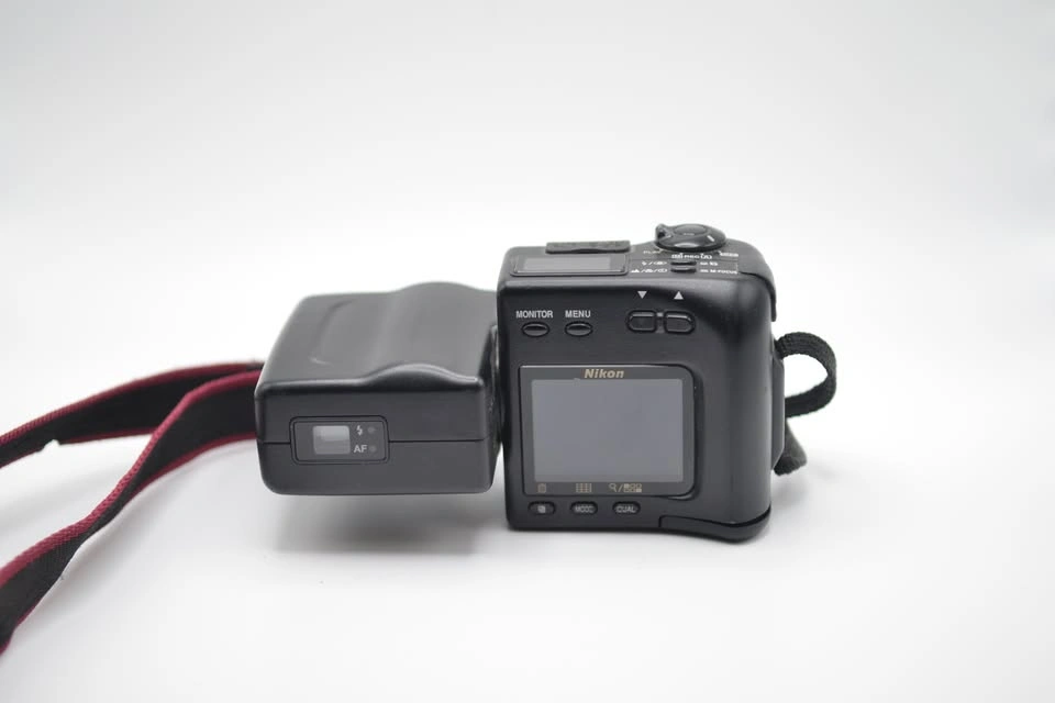 Nikon Coolpix 950 w Nikon tc-e2 tele converter - photo 5