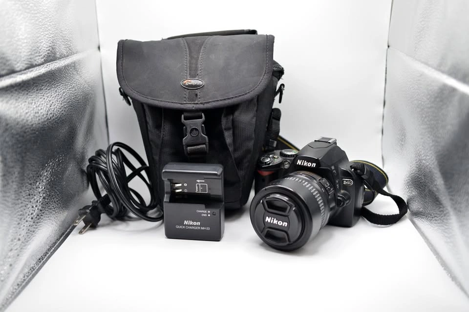 Nikon D40 DSLR kit