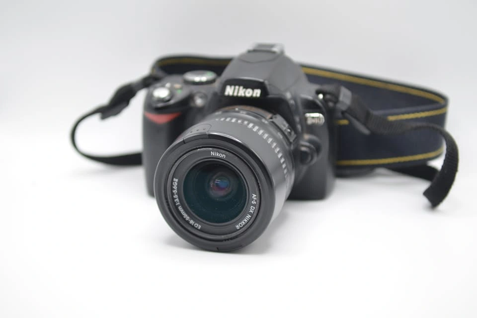 Nikon D40 DSLR kit - photo 3