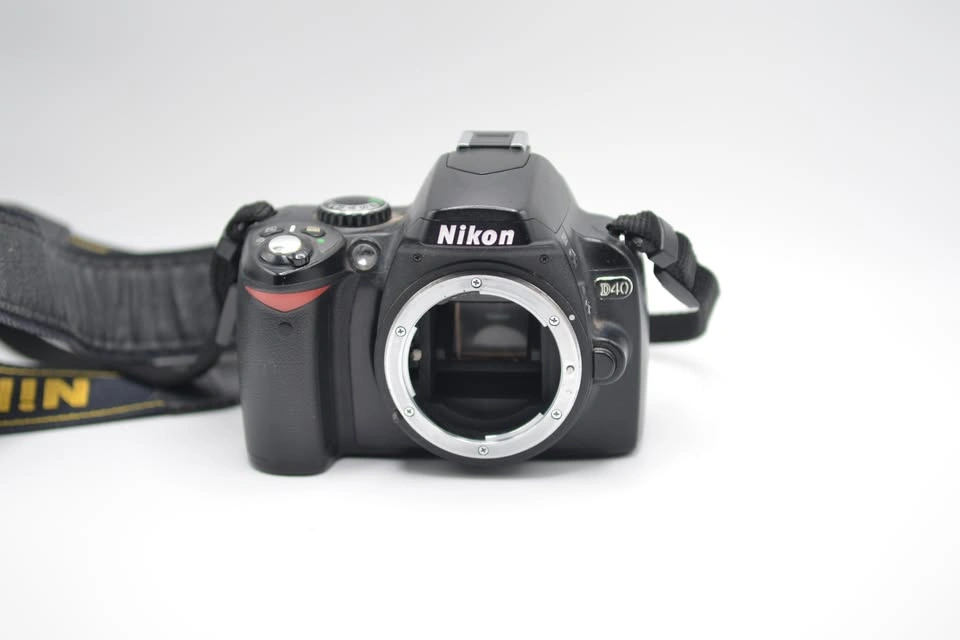Nikon D40 DSLR kit - photo 4