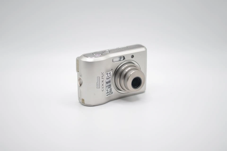 Nikon Coolpix L16 compact digital camera - photo 3