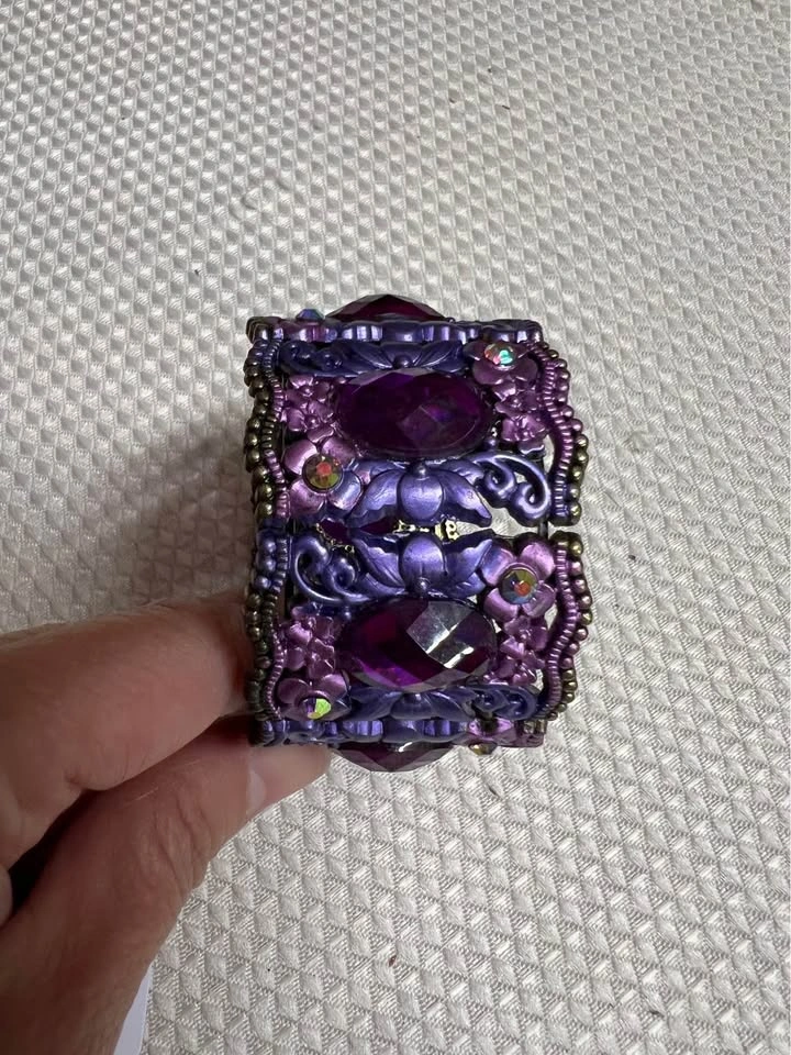 ⚽ Purple bead Bracelet - photo 2