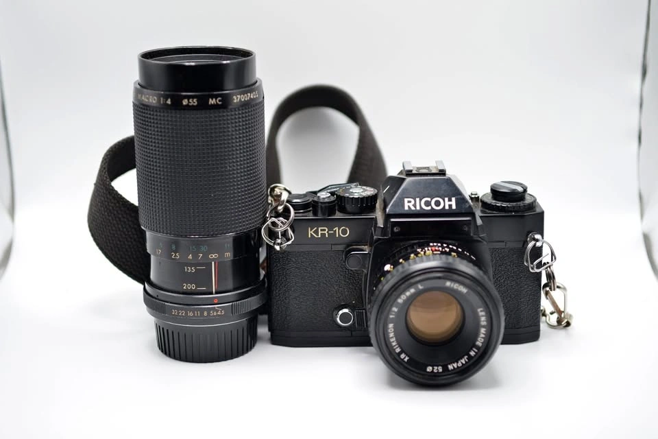 Ricoh KR‐10 35mm SLR kit — sold AS‐IS