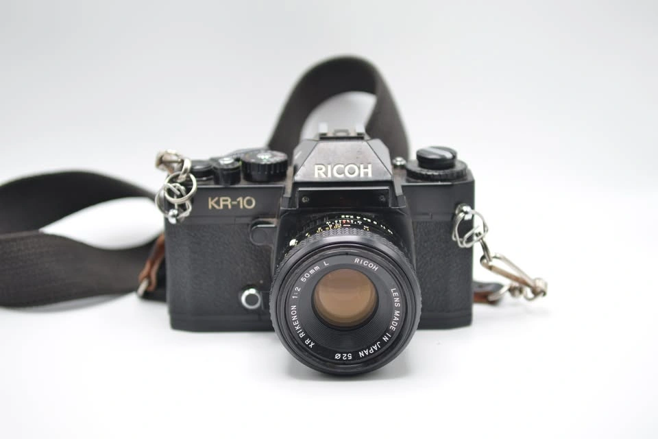 Ricoh KR‐10 35mm SLR kit — sold AS‐IS - photo 2