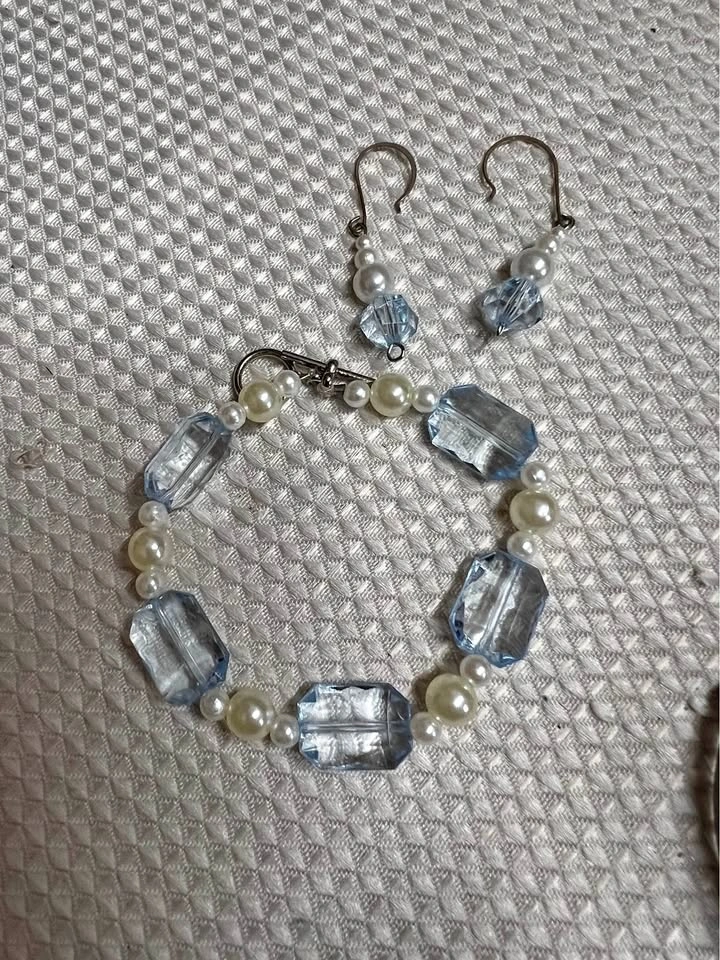 ⚽ Handmade set of bracelet & earrings for Women- New