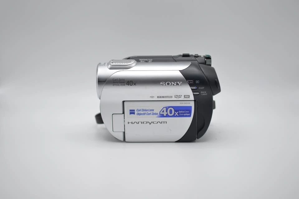 Sony Handycam DCR‐DVD108 camcorder (Body Only) - photo 2