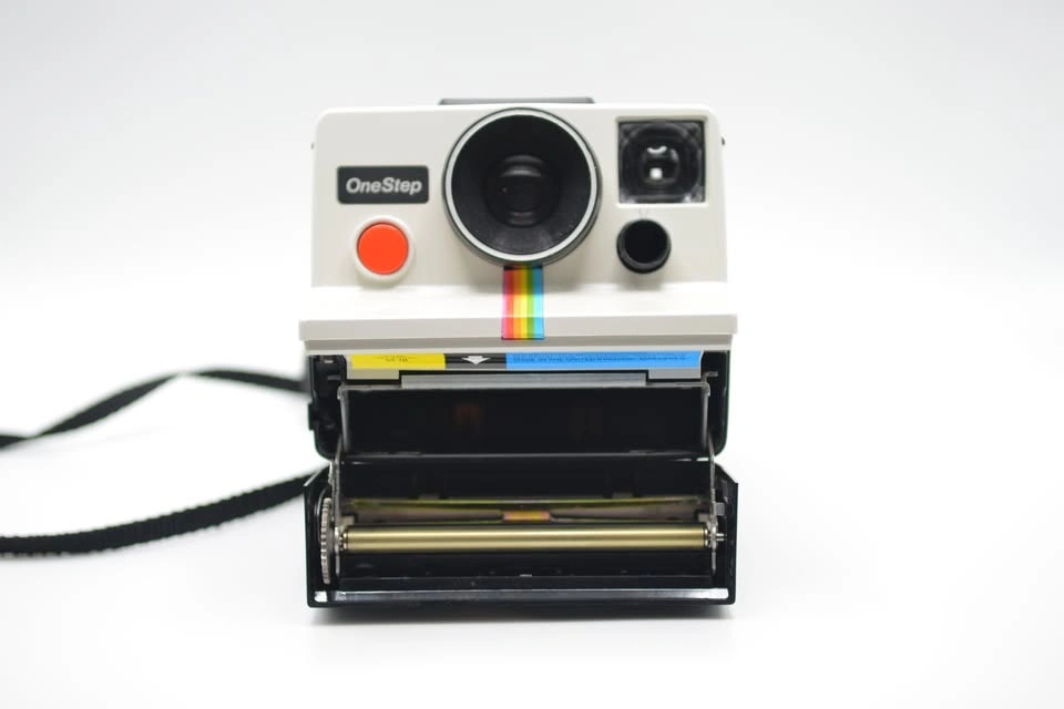 Polaroid OneStep Rainbow instant camera - photo 4
