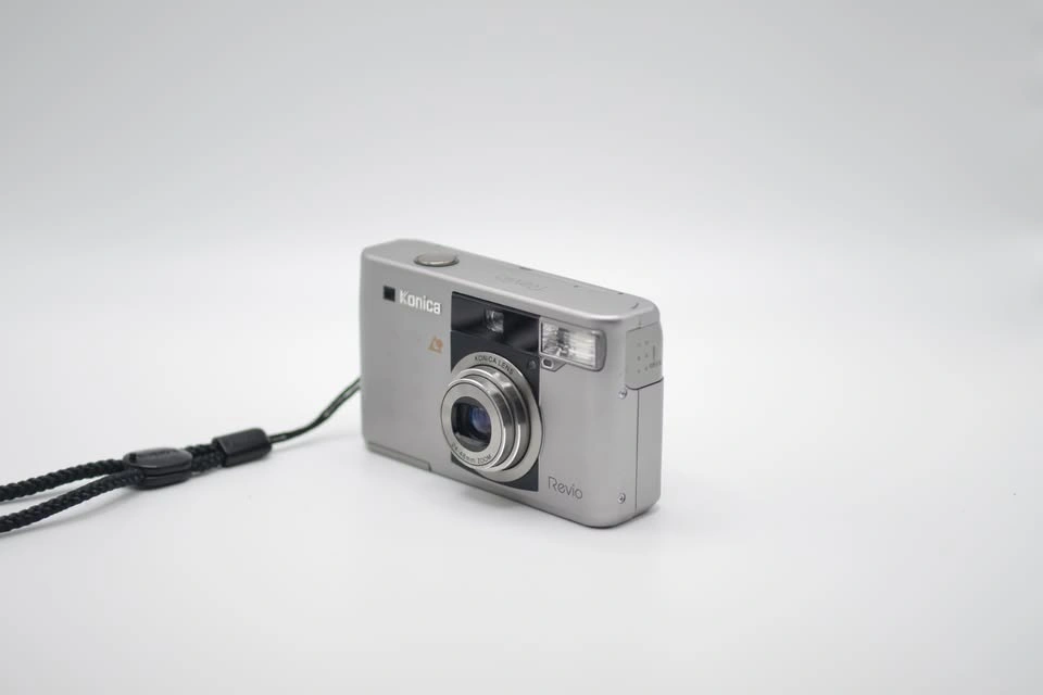 Konica Revio Film Camera - photo 2