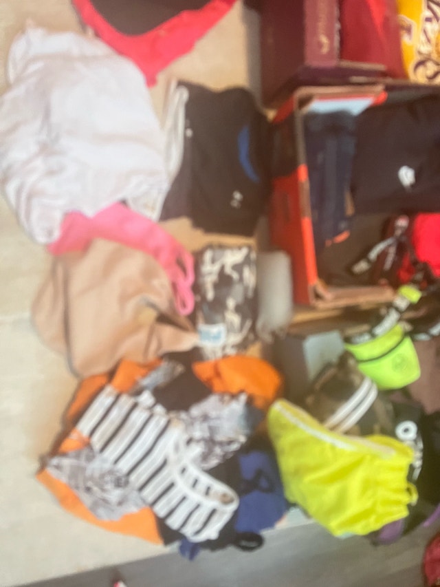 Women’s Clothing Bundle Small Medium - photo 3