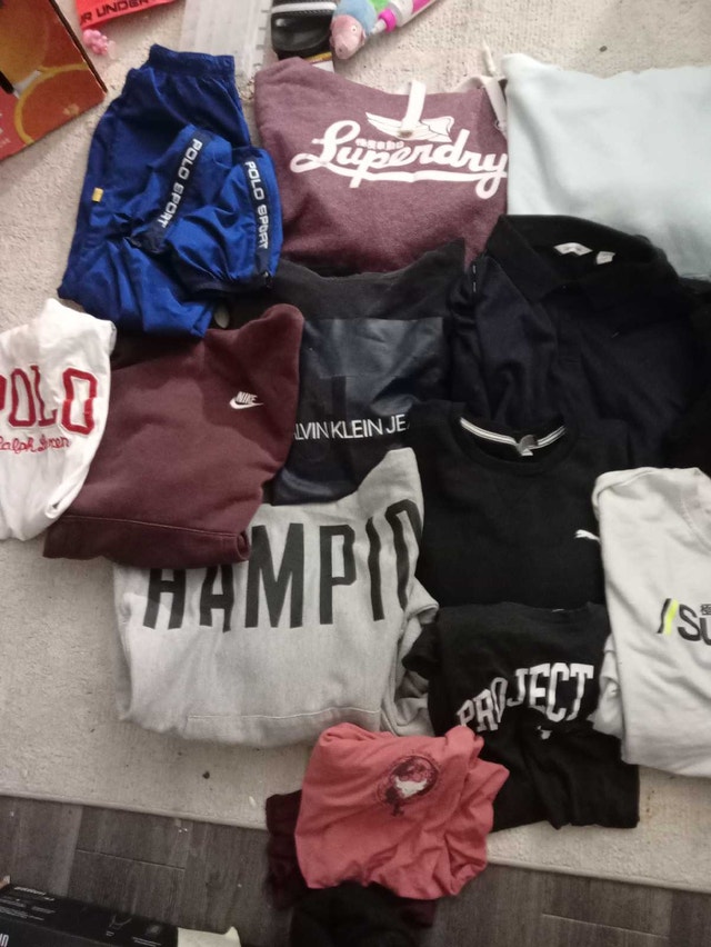 Mixed Men's Clothing Bundle - photo 5