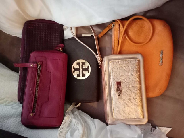 Coach, Michael Kors, Guess, Tory Burch, Fossil - photo 4