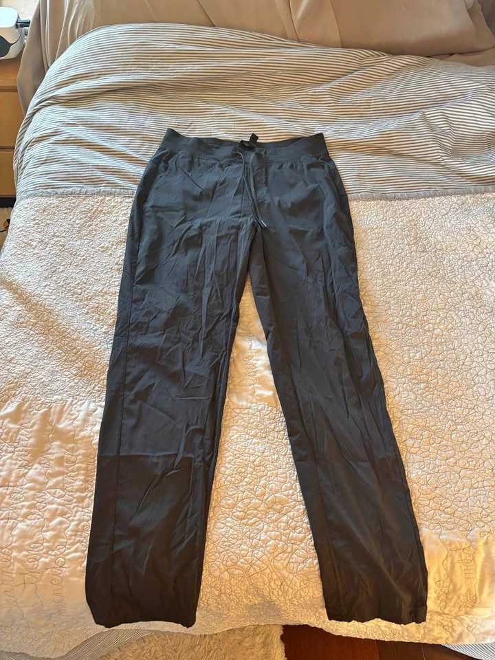 Men’s Lululemon Pants Large Grey