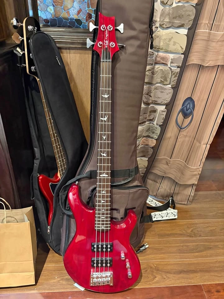 PRS SE Kingfisher Bass