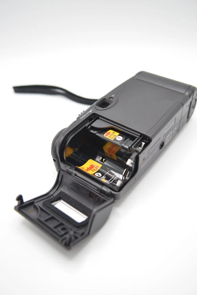 Kodak KE50 35mm Point-and-Shoot Film Camera - photo 3