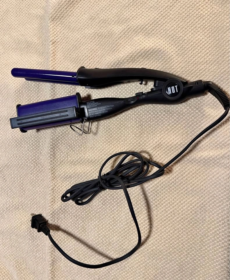 Hot tools waver