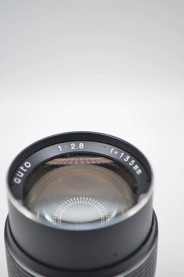 Opticam 135mm f/2.8 Vintage Telephoto Lens - photo 2
