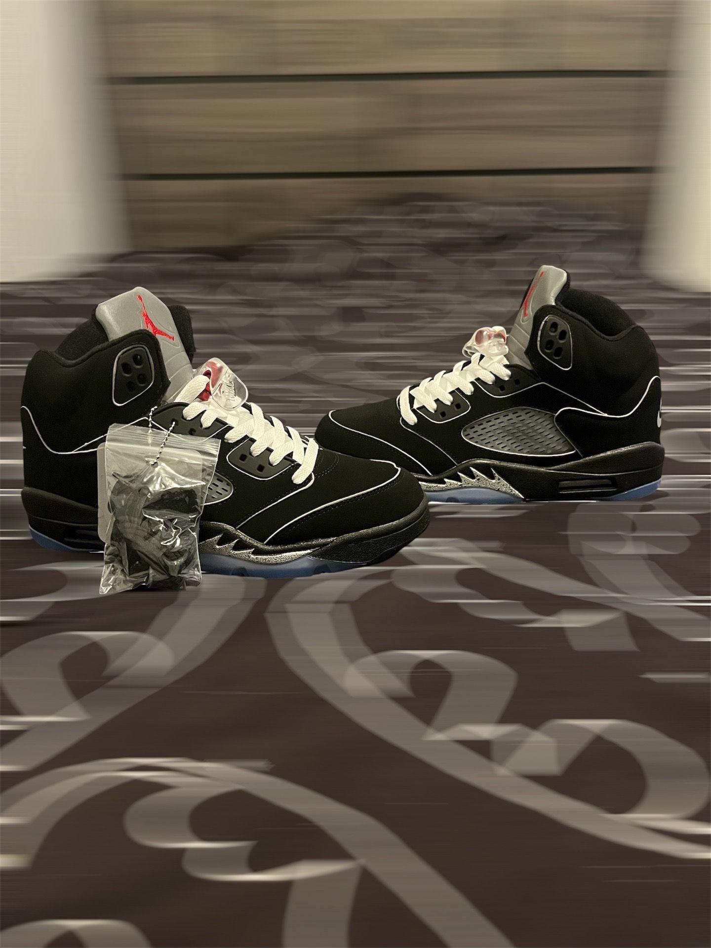 Jordan 5 Black Metallic - photo 4
