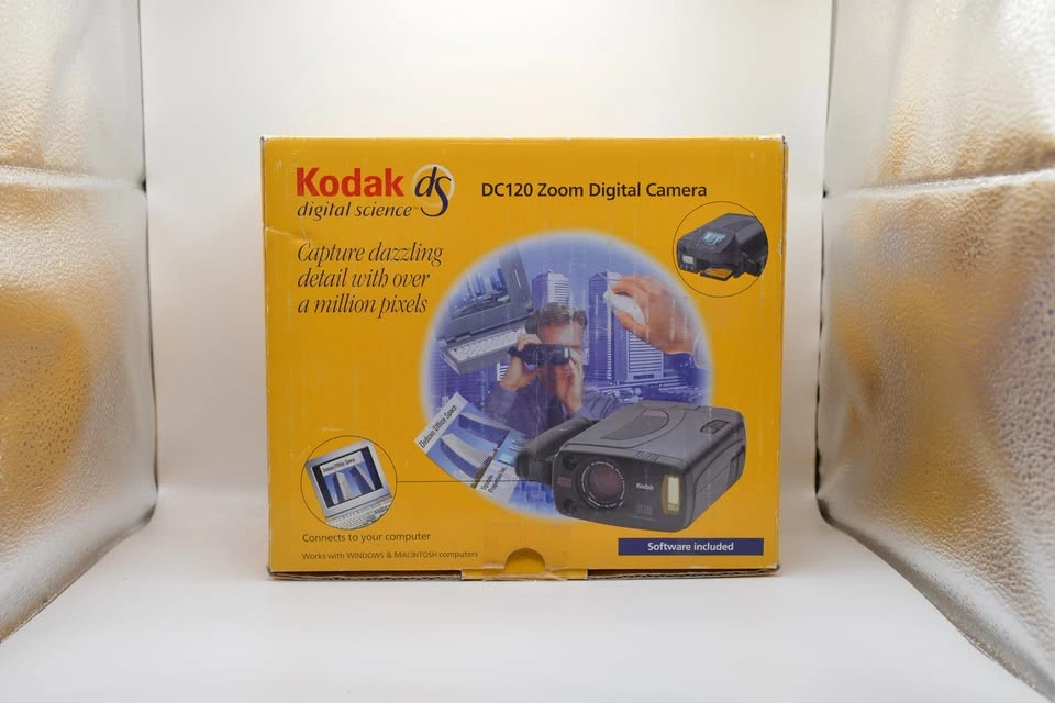 Kodak DC120 Vintage Digital Camera Bundle - photo 2