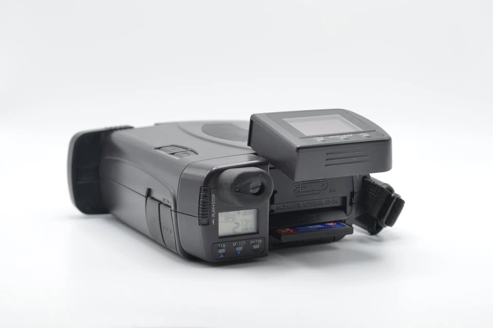 Kodak DC120 Vintage Digital Camera Bundle - photo 5