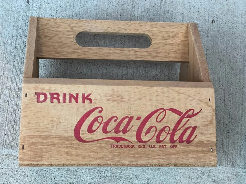 Coca cola wooden 6 pack bottle carrier and bottles - photo 3