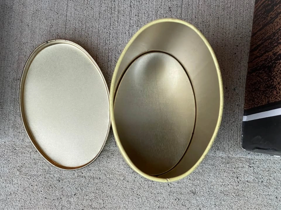 Small oval strawberry tin - Richardson and Robbins, Dover Dell - photo 3