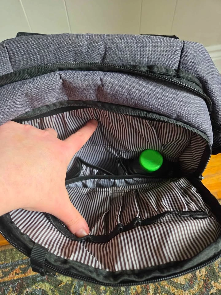 Gray backpack - photo 3