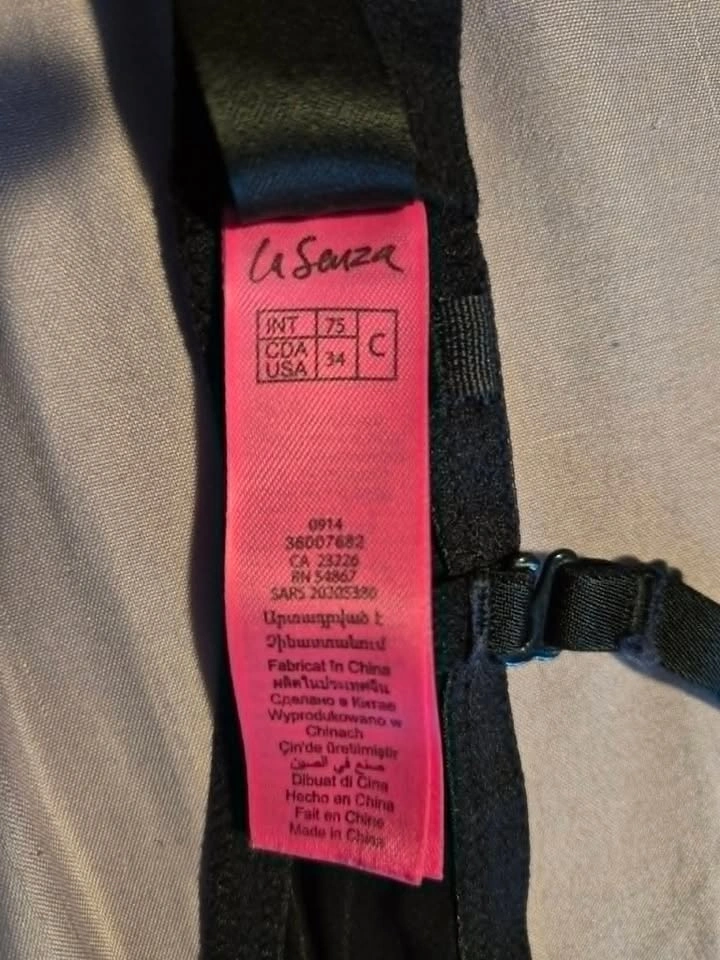 2 34 C La Senza Bras - photo 5