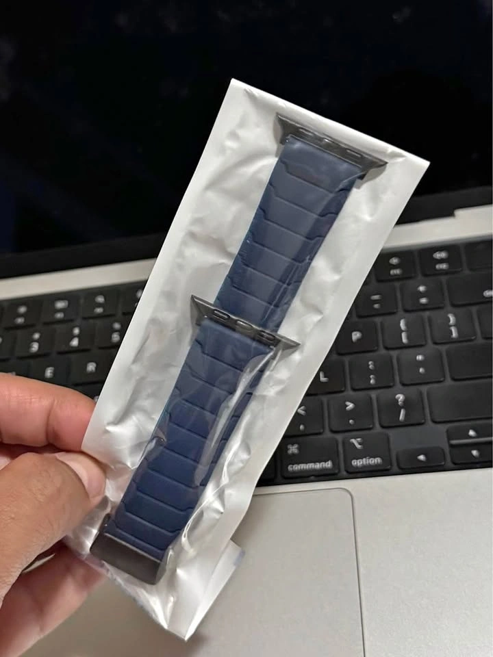 New Blue Apple Watch Band for 38/40/41/42/44/45/49mm