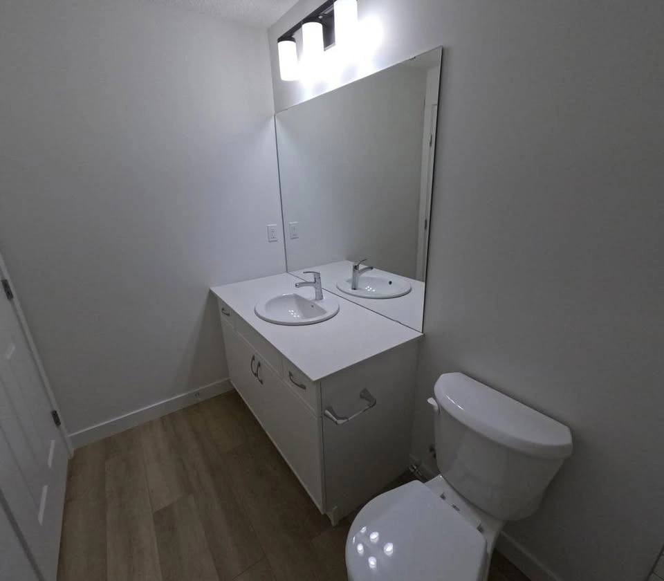 1 Bed 1 Bath House - photo 4