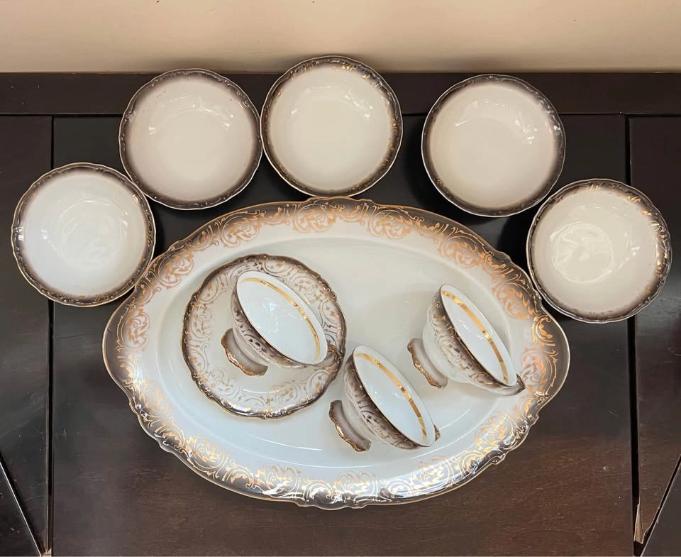 Vintage Bavaria Germany Porcelain Dishes with Gold Trim - photo 2