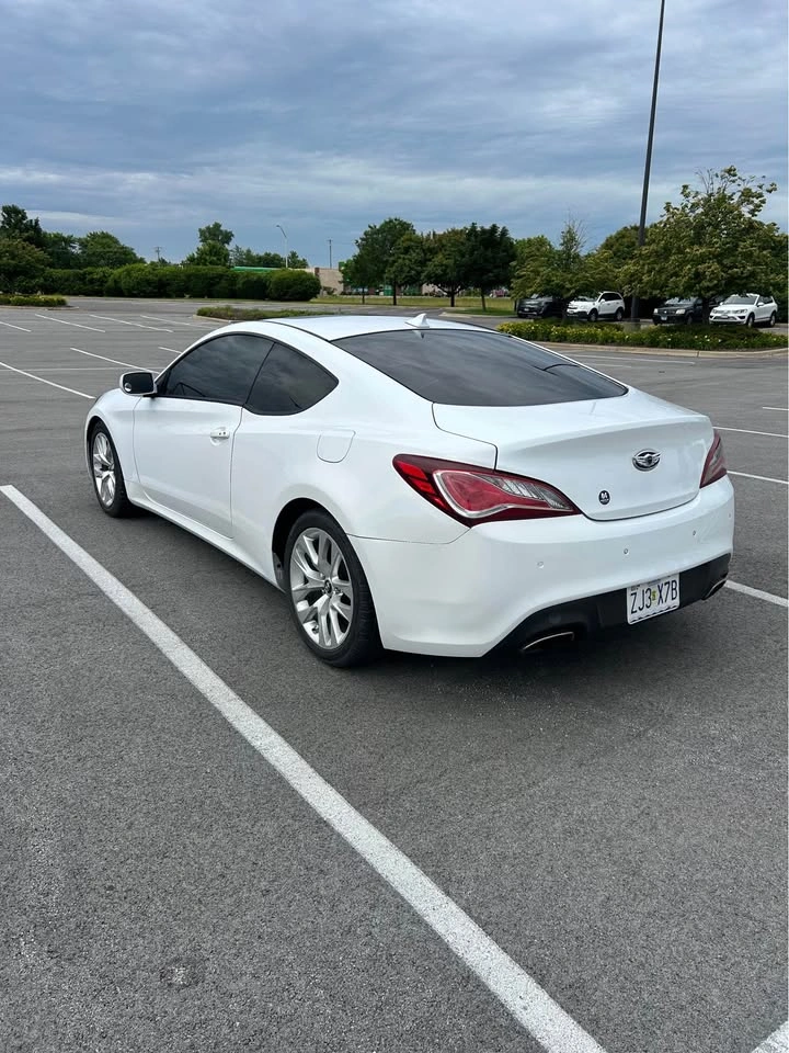 2014 Hyundai Genesis Coupe 2.0T Premium - photo 2