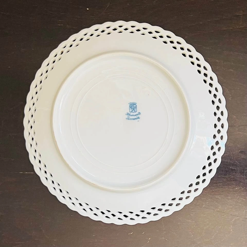 Schumann Bavaria Dresden Flowers 7.5” Plate Reticulated Scallope - photo 2