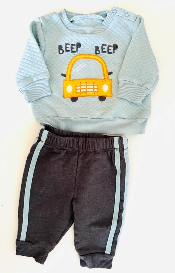 Shirt and pants sets. 3 sets (0-3 months) - photo 3