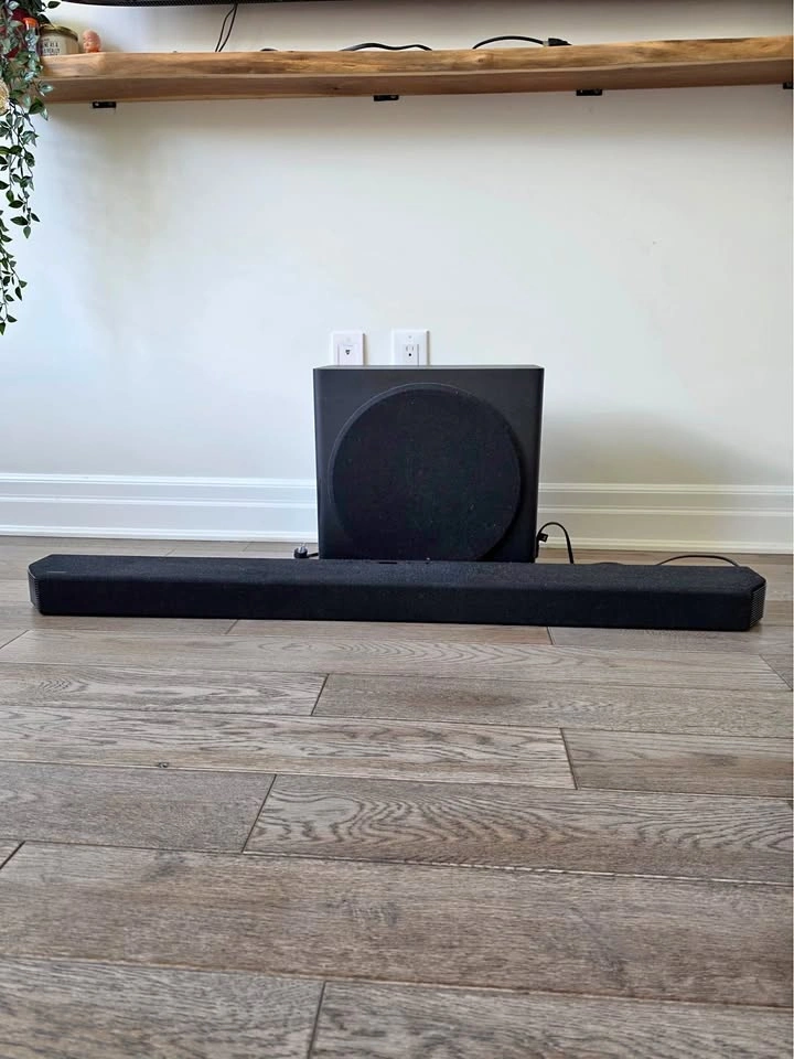 Samsung HW-Q900T Soundbar and Subwoofer