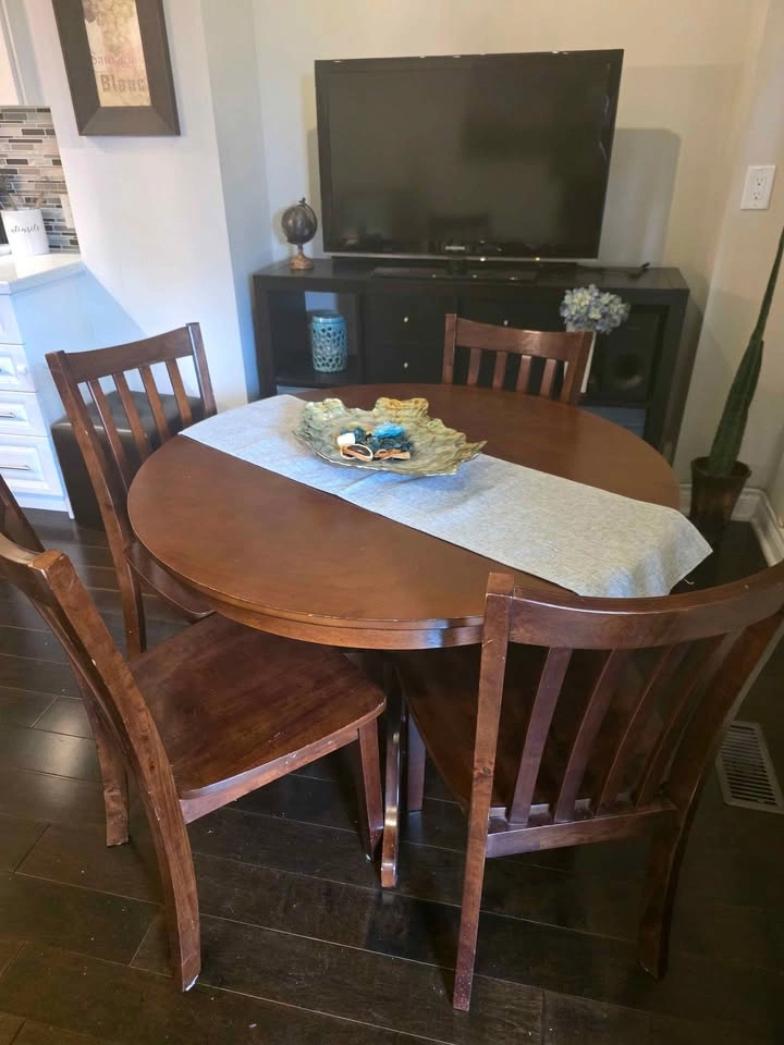 Round Pedestal Wooden Dining Table with 4 Chairs - photo 5