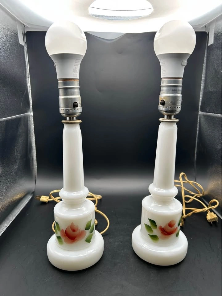 Vintage Milk Glass Lamps - photo 3