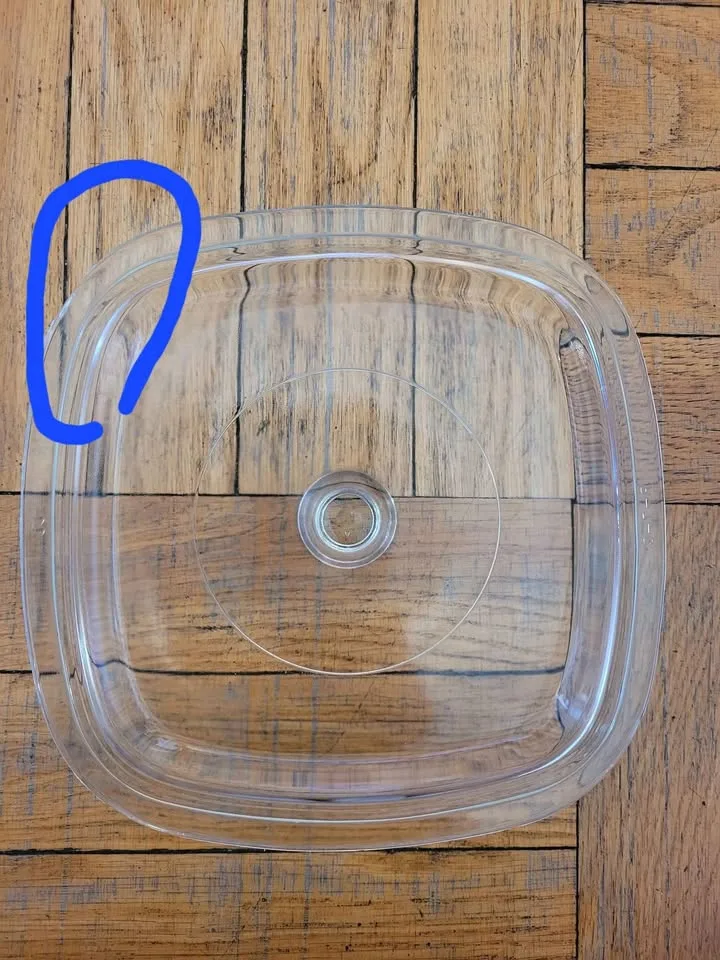 2 Vintage A-1 1/2 - B 1.5L Corning Ware Dishes with One Lid image indicator(8)