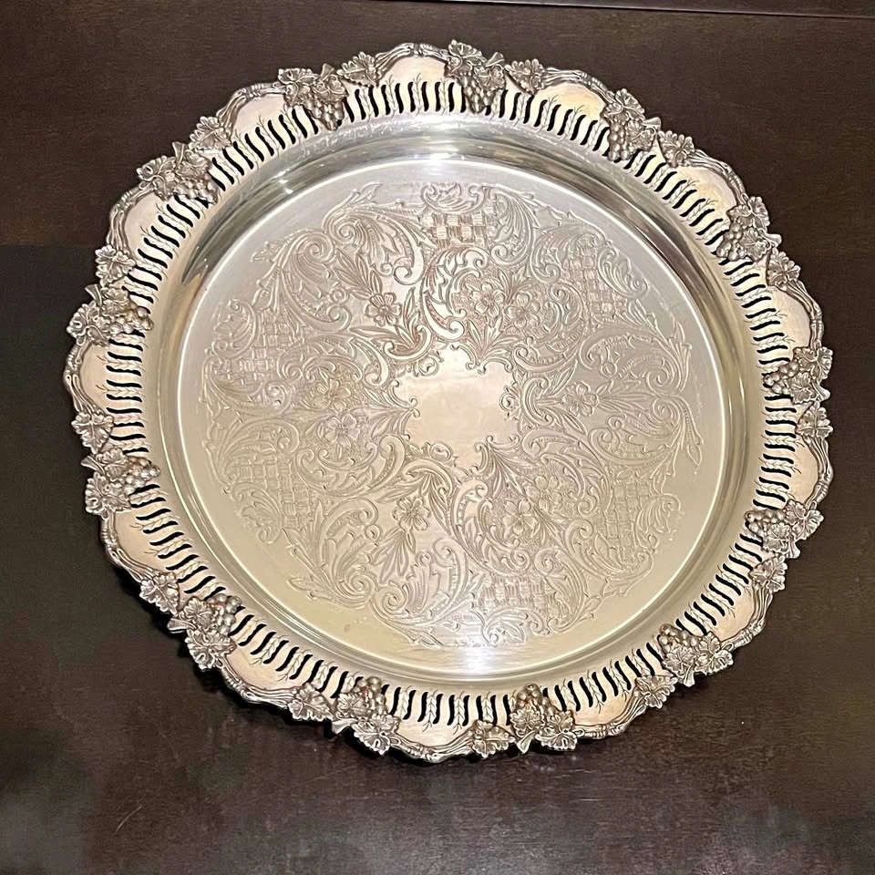 Vintage Sheffield Reproduction Silver Plated Grapevine Tray
