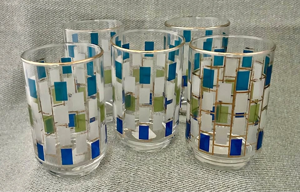 Vintage MCM Libbey Nordic Blue and Green Glasses, 4.5 inches tal
