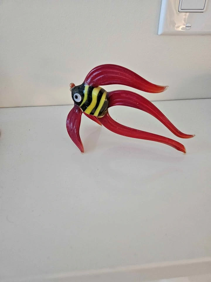 Glass fish figurine red fins