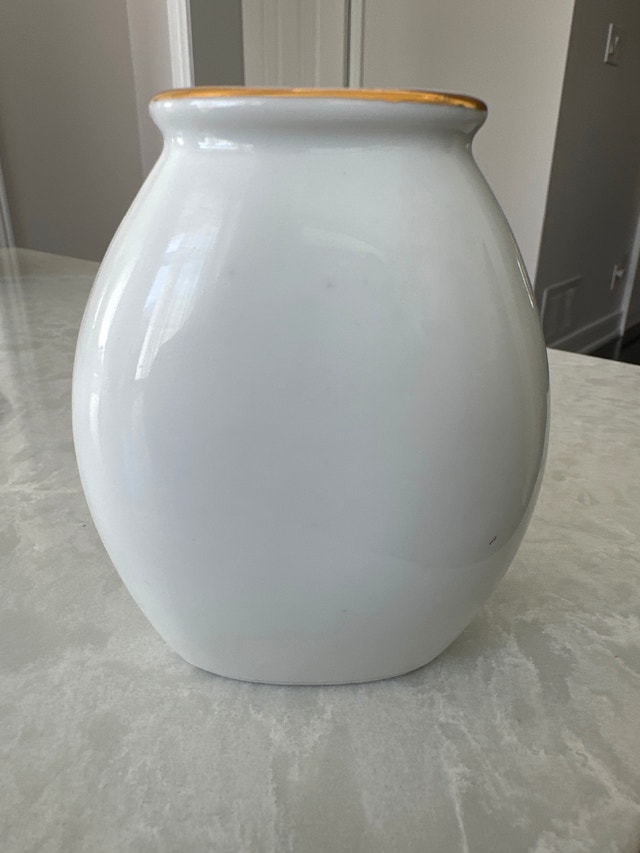 P. Limoges vintage porcelain "purse vase" - photo 3