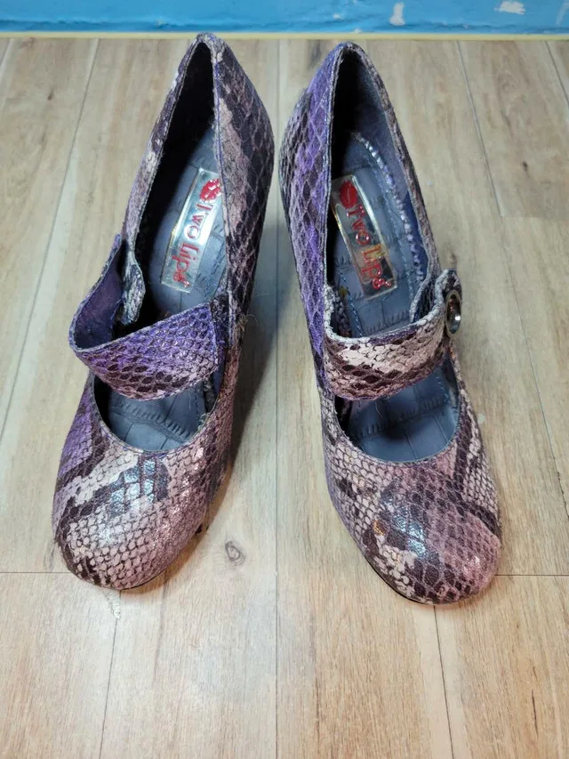 Ladies Two Lips shoes, purple reptile like pattern, size 8 thumbnail