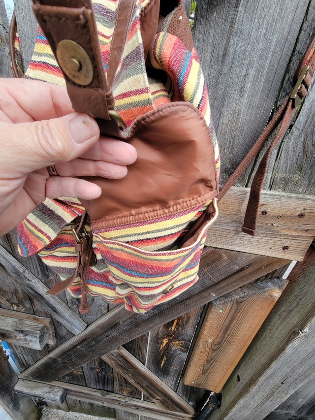 Mossimo lined backpack, several pouches and great Aztec stripe p - photo 2