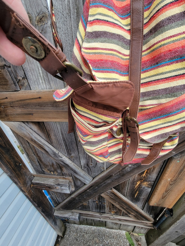 Mossimo lined backpack, several pouches and great Aztec stripe p - photo 3