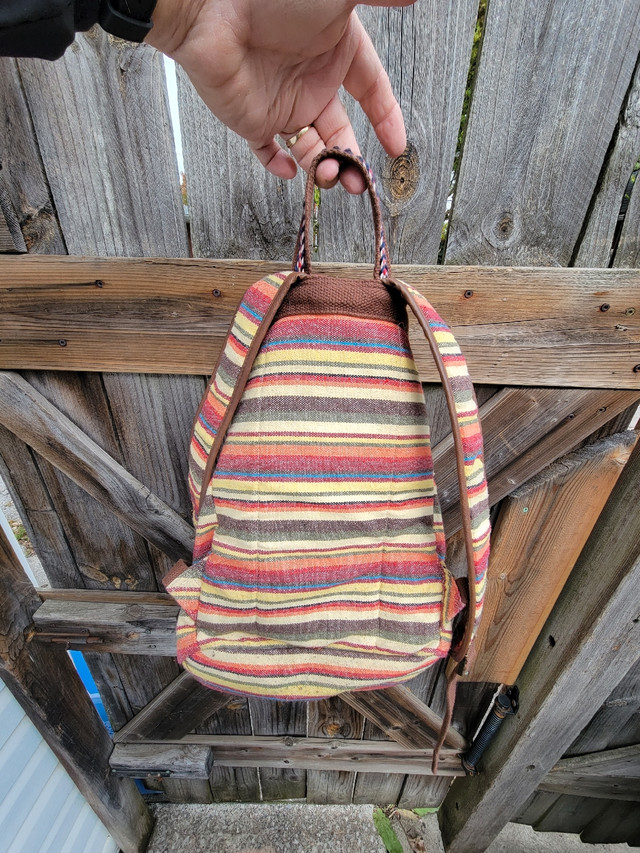 Mossimo lined backpack, several pouches and great Aztec stripe p - photo 5