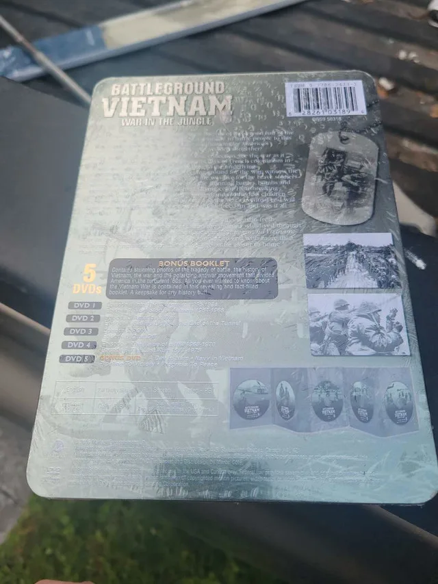 Vietnam War in the Jungle DVD Box Set, 2008 Tin 5 Disc image indicator(3)