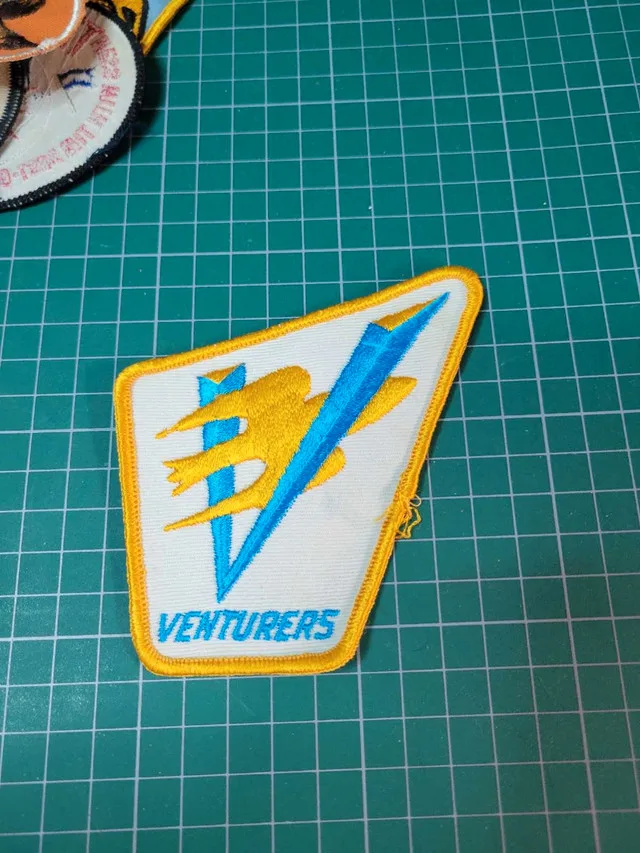 Assorted patches and shoulder flashes, Scouts, Cadets , Venturer image indicator(6)